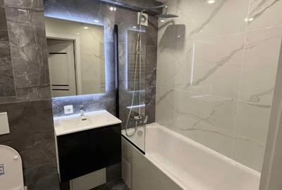 Garsonieră decomandată în Titan