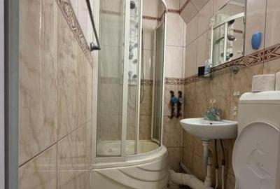 Apartament cu 4 camere decomandat, mobilat în CET - 6