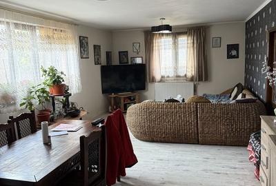 Casă cu 4 camere în Ipotești - 3