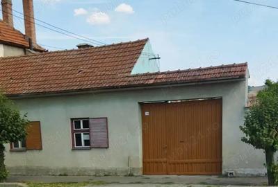 Casa de vanzare in Sebes - 1