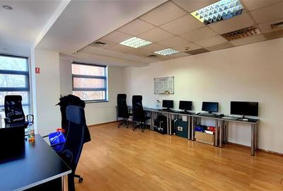 Birou, de 170 mp, în Complex Studențesc - 2