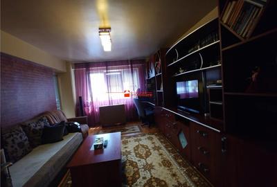 Apartament cu 4 camere decomandat în Central - 9
