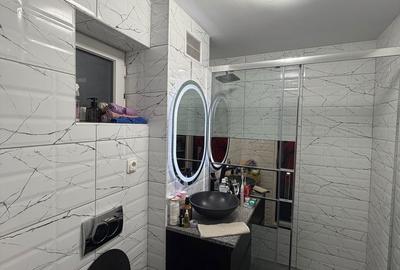 Apartament cu 3 camere în Plantelor - 1