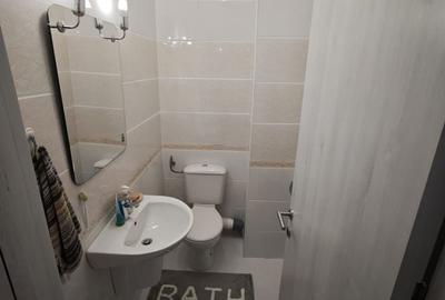 Apartament cu 3 camere decomandat în Găvana - 8