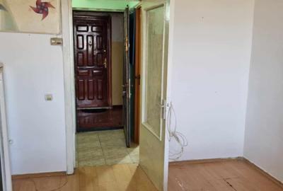 Garsoniera Zona far 22 mp  et 3/4 - 3