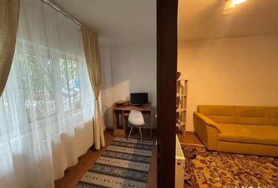 Apartament cu 2 camere decomandat, mobilat în 13 Septembrie - 4