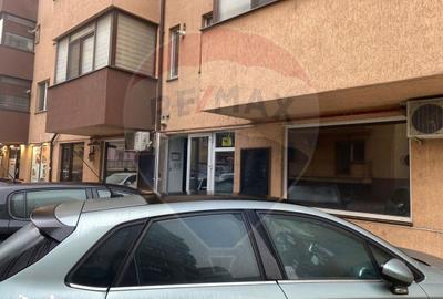 Spațiu comercial, de 71 mp, în Militari