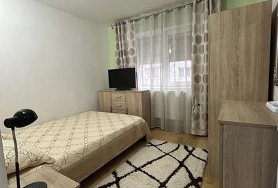 Apartament cu 3 camere semidecomandat în Dacia - 2