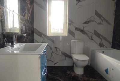 Casă cu 3 camere în Ciurbești - 2