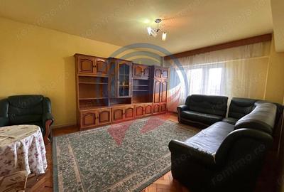 Apartament cu 3 camere decomandat în Calea Severinului