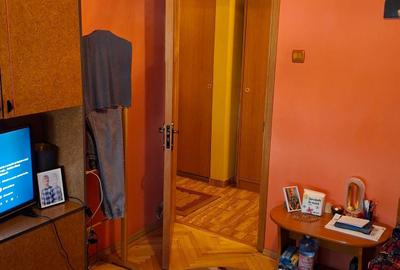 Apartament cu 4 camere decomandat în Titan - 8