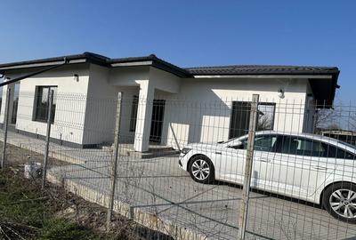 Casă cu 3 camere în Mogoșești - 4