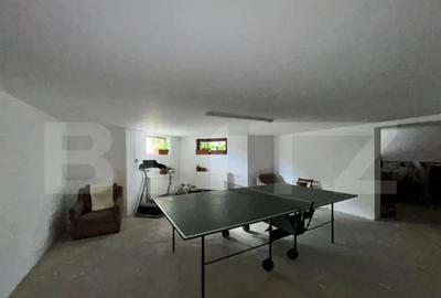 Casă cu 7 camere cu Teren 900 Mp în Central - 11