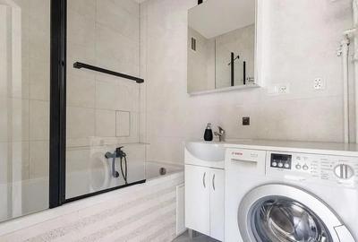 Garsonieră decomandată în Girocului