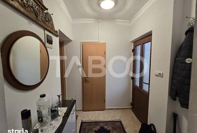 Casă cu 4 camere cu Teren 300 Mp în Roșia - 14