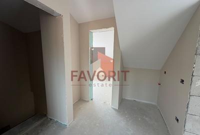 Duplex cu 7 camere cu Canalizare în Bucovina - 16