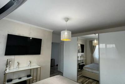 Casă cu 3 camere cu Teren 110 Mp în Moșnița Veche