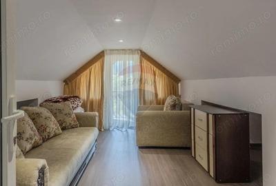 Casă cu 10 camere cu Teren 1074 Mp în Moieciu - 2