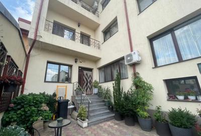 Casă cu 7 camere cu Teren 200 Mp în Ferentari - 6