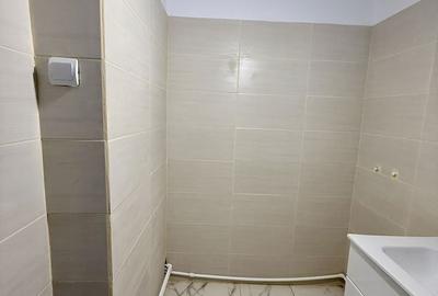 Apartament cu 2 camere semidecomandat în Calea Galați