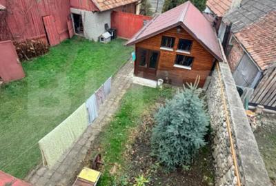 Casă cu 7 camere cu Canalizare în Tohanu Vechi - 1