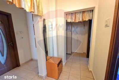 Apartament cu 3 camere decomandat în Republicii - 3