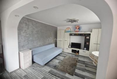 Casa individuala+Spatiu Comercial-Sos.Alexandriei-Teren 655 mp-Toate utilitatile - 2