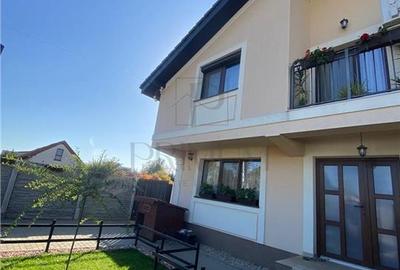 Duplex cu 4 camere cu Teren 350 Mp în Moșnița Veche
