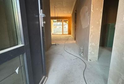 Casă cu 3 camere cu Teren 315 Mp în Central - 9