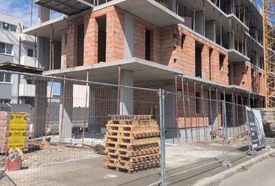 Ansamblu rezidential cu 32 de apartamente moderne de 1, 2 și 3 camere.