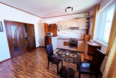 Apartament cu 3 camere semidecomandat, mobilat în UTA - 1