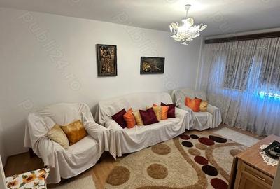 Apartament cu 3 camere decomandat în Coman - 3