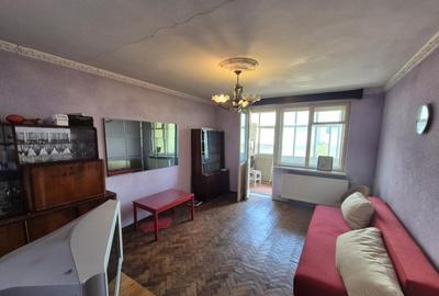 Apartament 3 camere *etaj 2 - decomandat* - str. Zambilelor - 7