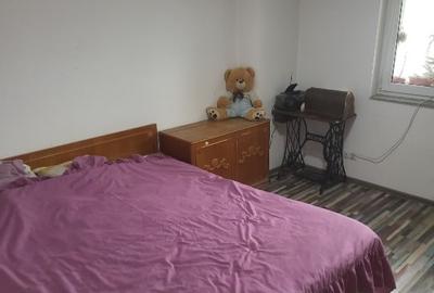 Apartament cu 4 camere decomandat în Nicolina - 7