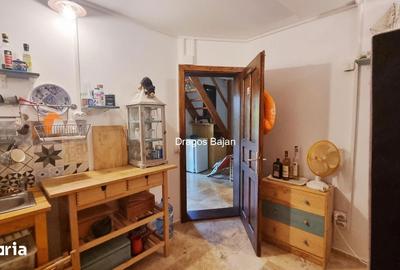 Casă cu 2 camere cu Teren 500 Mp în Limanu - 9