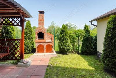 Casă cu 6 camere în Central