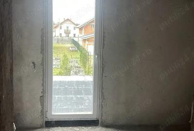 Casă cu 6 camere în Știuca - 6