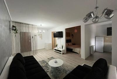 Apartament cu 2 camere decomandat, mobilat în Tractorul - 1