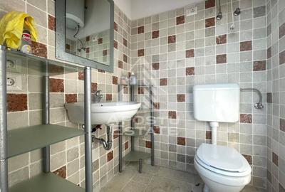 Vila cu terasa si piscina in Zadareni - 20