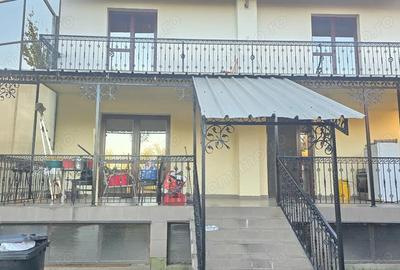 Vand casa de locuit sau pentru pensiune in Deva, zona 22 Decembrie, S+P+1+M, contructie din BCA - 9