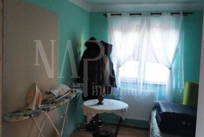 Casă individuală cu 4 camere cu Canalizare în Între Lacuri - 4