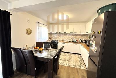 Casă cu 4 camere cu Teren 500 Mp în Cătălina - 4