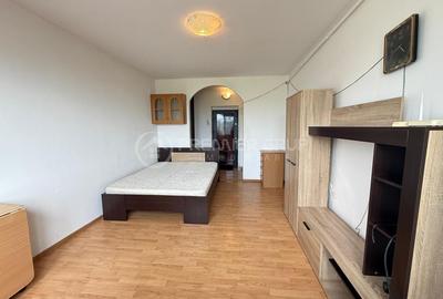 Garsonieră decomandată în Podu Roș - 2