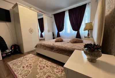 Apartament cu 3 camere decomandat în Rovine - 3