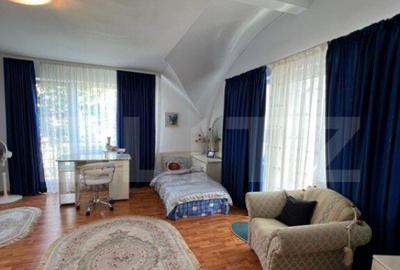 Casa pe strada Corvinilor cu trei apartamente - 3