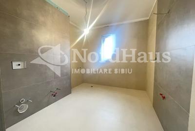 Duplex cu 4 camere cu Teren 264 Mp în Rășinari - 8