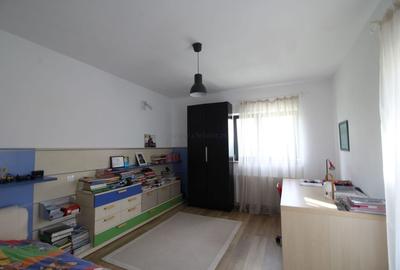Iancu Nicolae - Jolie Ville- Cambridge School - vilă moderna - 10
