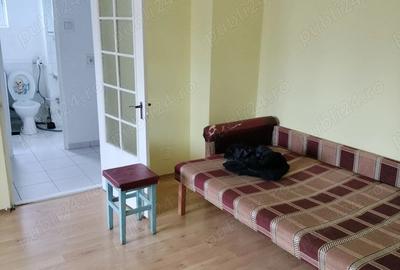 Inchiriez garsoniera ,42 m ,foarte spatioasa,utilata - 6