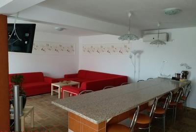 Vanzare pensiune 8 camere, 2 Mai - 8