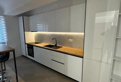 Studio Cortina North Complet Mobilat Balcon 600 luna - 1